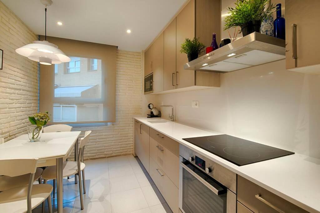 Apartament Great And Seaside Flat